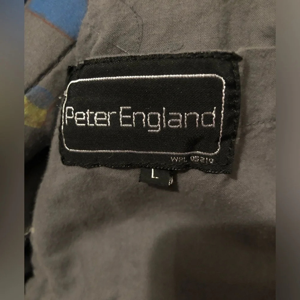 Vintage Peter England Coat with graphics on inner lining - Picture 4 of 7